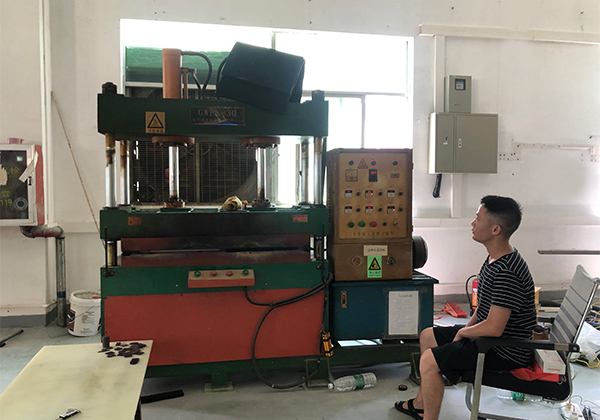 優(yōu)質(zhì)高密度海綿,話(huà)筒套海綿供應(yīng)商